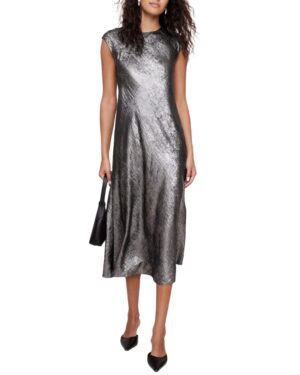 metallic new years eve holiday outfit