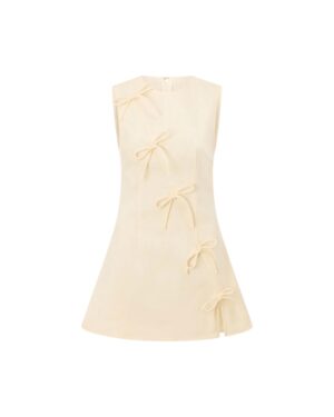 asymmetrical bow top